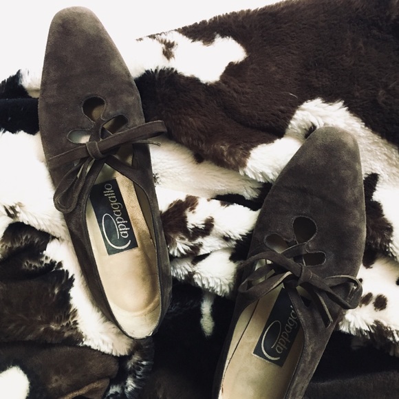 Vintage Shoes - • adorable vintage pappagallo tie front shoes •